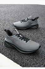 Shoes Lightweight Wear Resistant Shock Absorb Breathable Soft Soled Male Sneakers