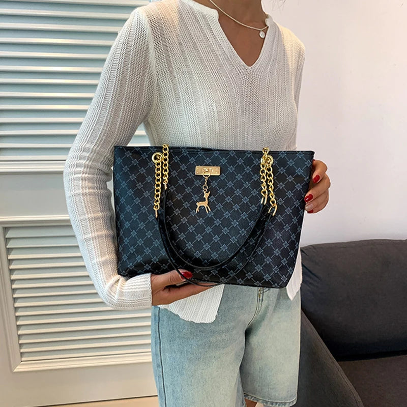 New Presbyopia Handbag Texture Soft Leather Large Capacity Tote Women Bag With Hanging Accessories Shoulder Bag Erobaa